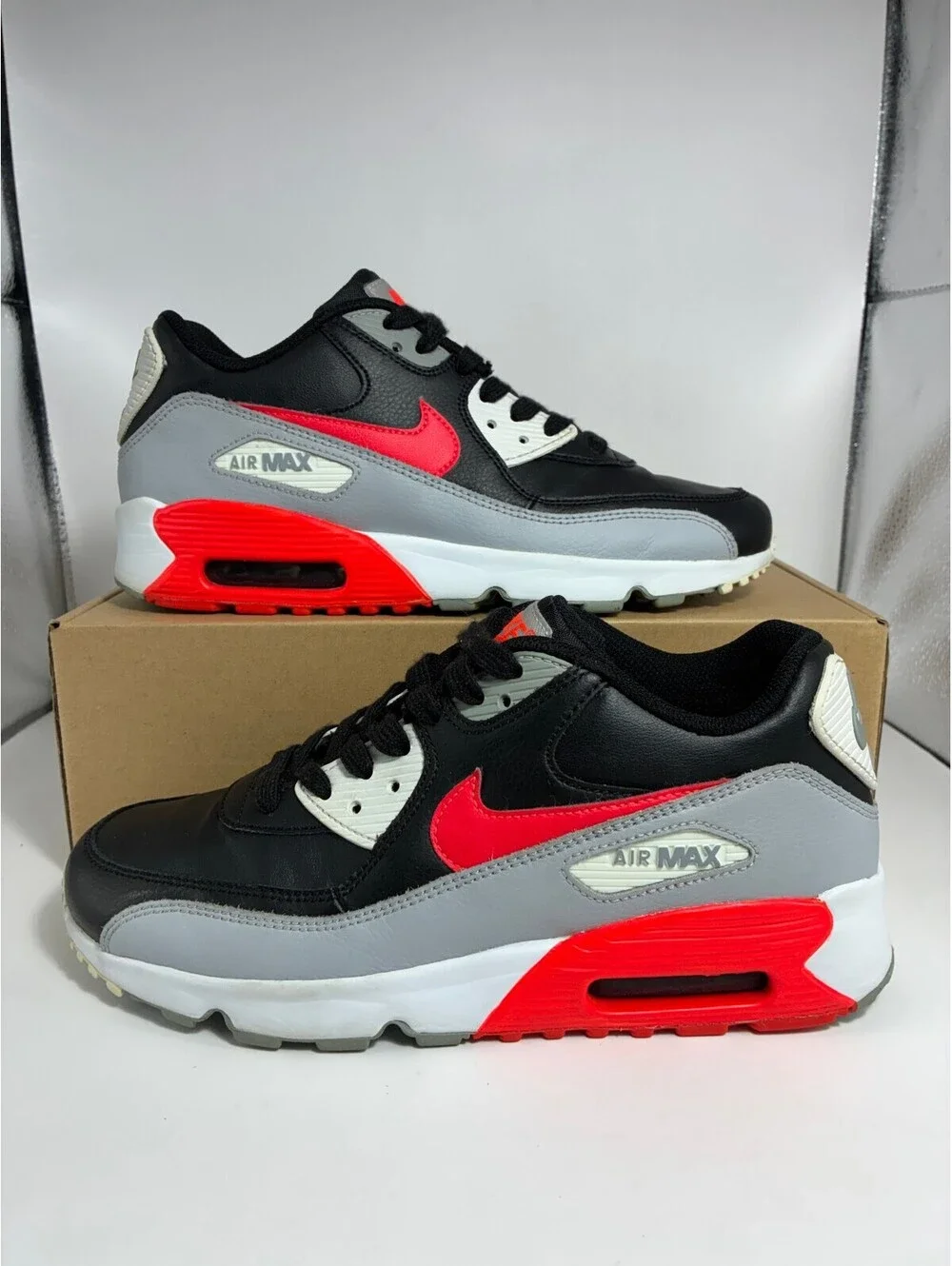 Size 6.5y/8w - Nike Air Max 90 LTR Dark Grey Bright Crimson